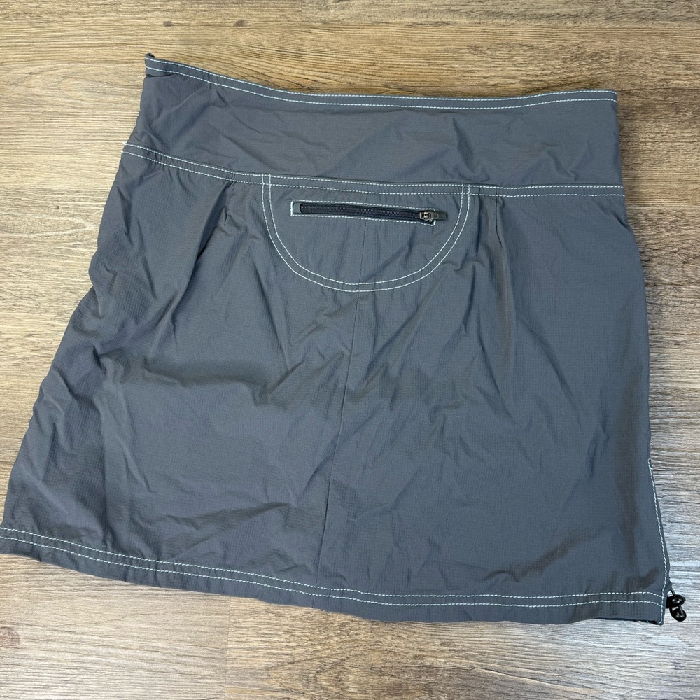 Athleta Women's Ripstop Nylon Skort Skirt Shorts Gray 903689 Cinch Size 4 - Picture 9 of 10